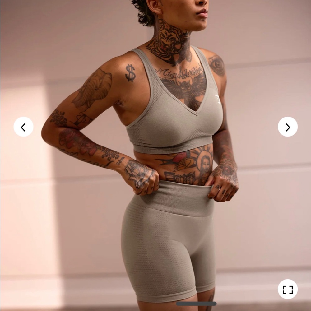 ❌SOLD❌ LIKE NEW Gymshark Vital Seamless Neutral Set